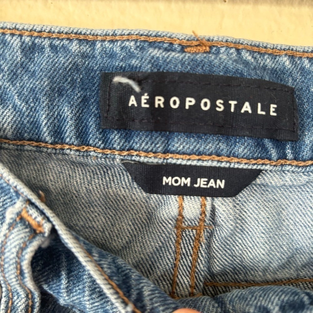Aeropostale Mom Jeans 00 Distressed High Waisted Medium Wash Ripped Denim - Picture 6 of 10